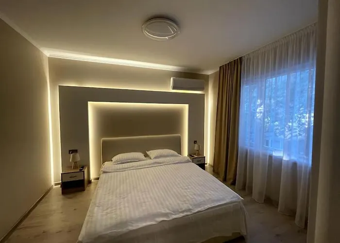 Апартамент Center 1 *