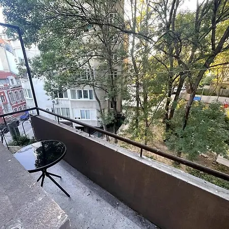 Center 1 * Varna